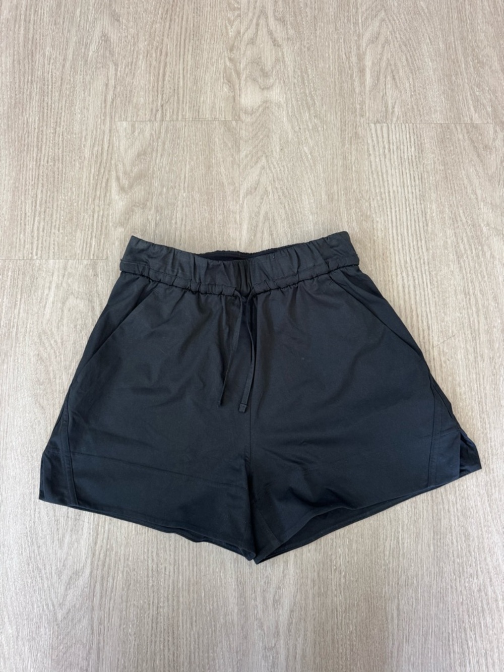lululemon cinchable waist high rise woven short 3.5”